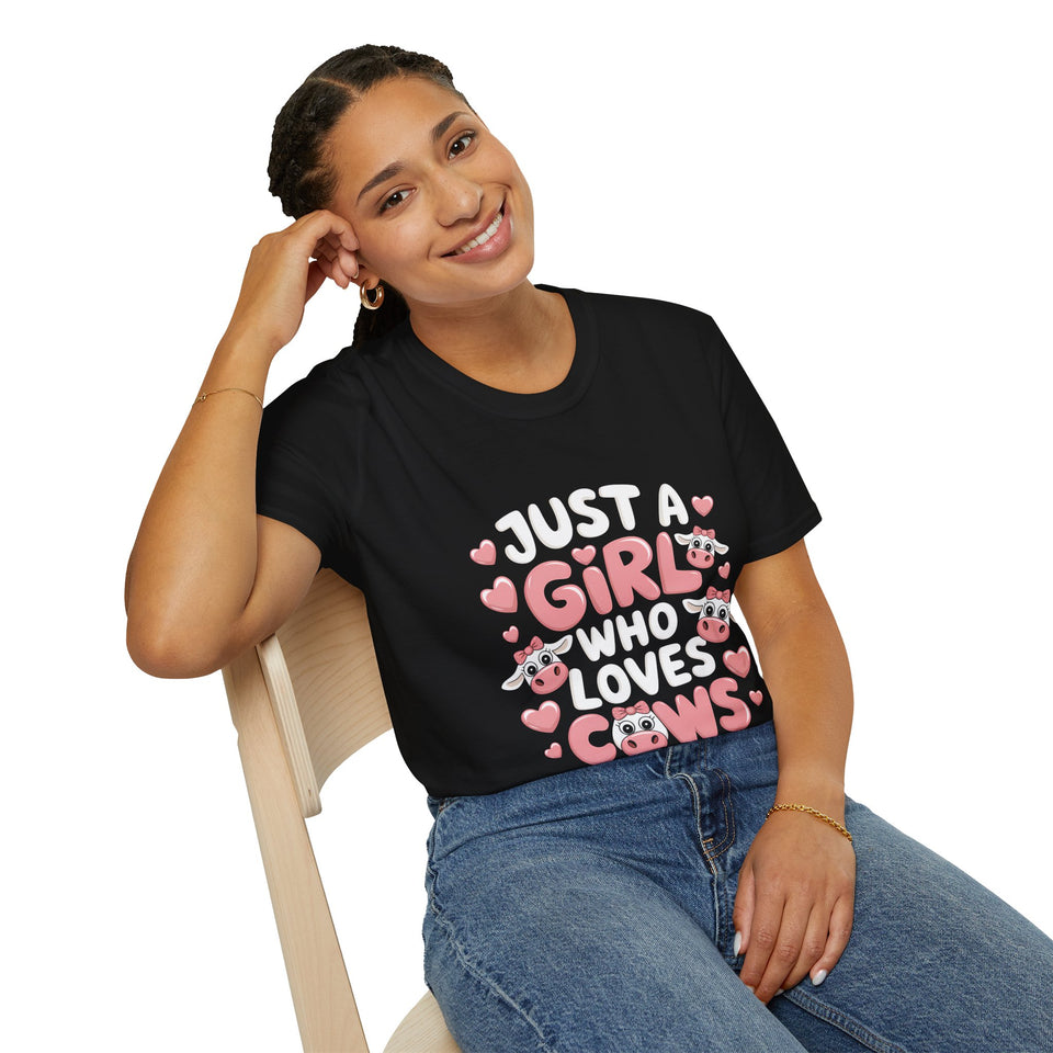 Just A Girl Who Loves Cows Shirt | Cow Lover Gifts | Cows Unisex T-Shirt