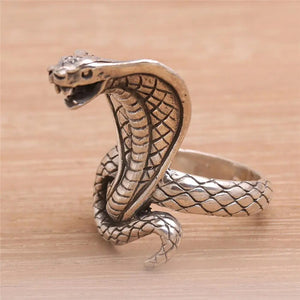 Vintage Cobra Snake Ring