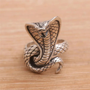 Vintage Cobra Snake Ring Vintage Cobra Snake Ring